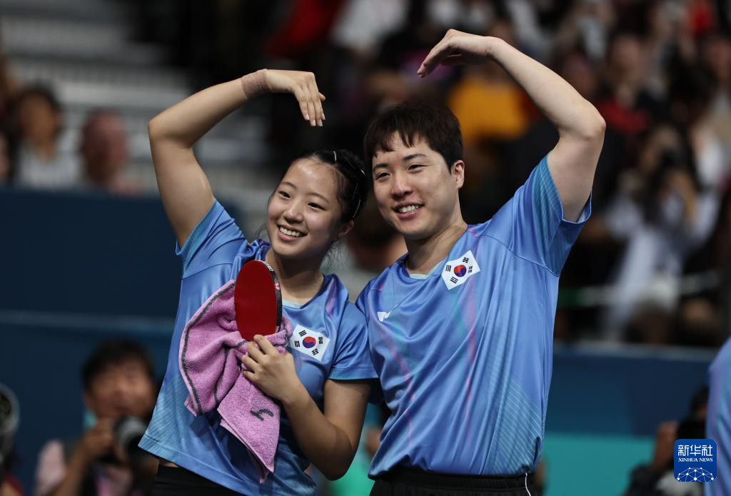 他提供适当 他提供适当